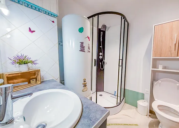 5 Personnes Centre D'agde Apartman